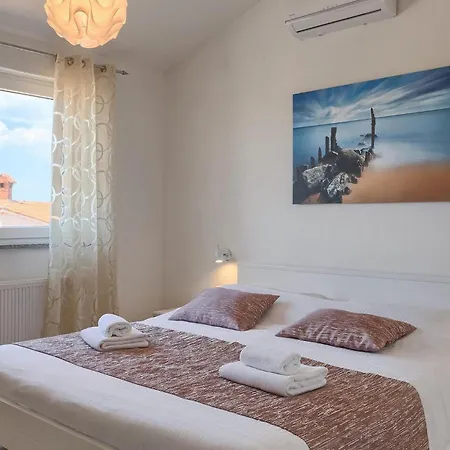 San Demich Nyaraló Póla