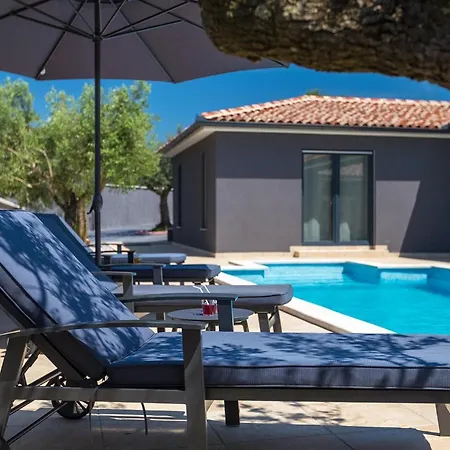 Hébergement de vacances San Demich Pula